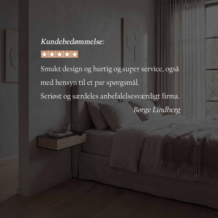 Sengeborde 2 stk. væghængt: BESIDE - hvid m. egetræsskuffe